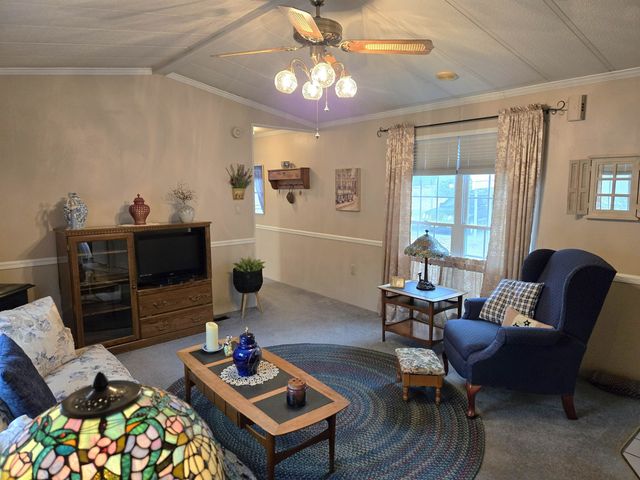 91 Zachary Drive, Hooksett, NH 03106