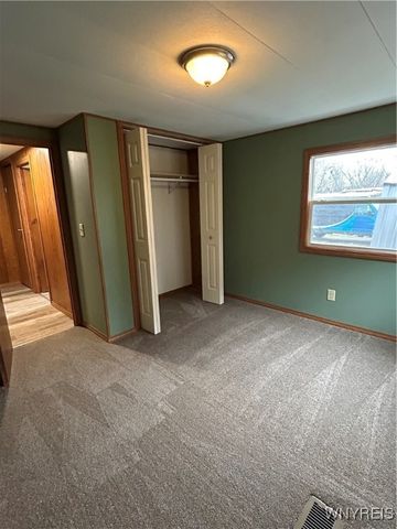 65 Andrus Circle, Hanover, NY 14136