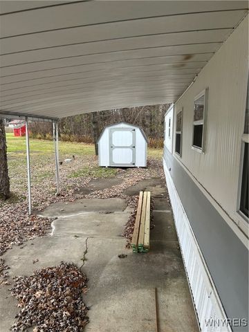 65 Andrus Circle, Hanover, NY 14136