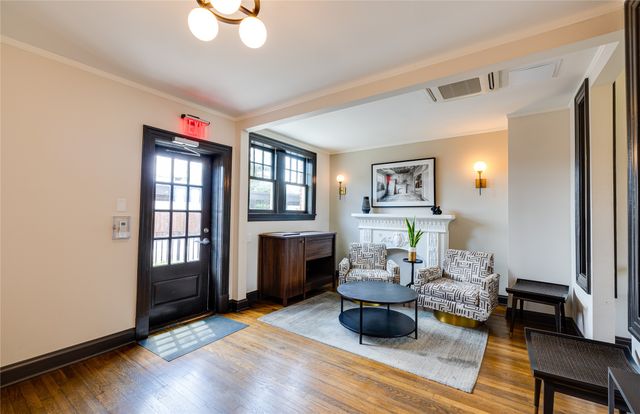 2837 Hemphill Street 103, Fort Worth, TX 76110