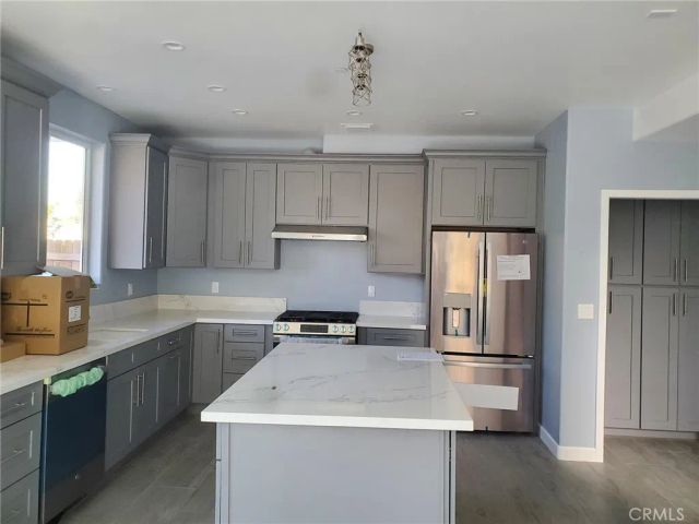 20819 W Seasons Lane, Los Angeles, CA 91306