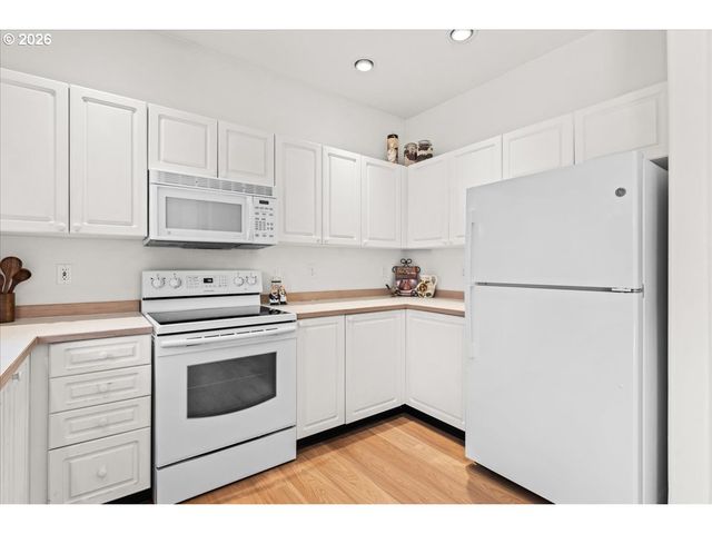 9405 Sw QUINAULT Ln, Tualatin, OR 97062