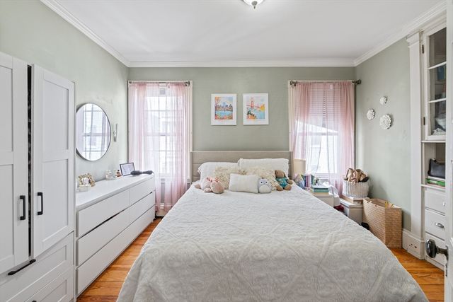 451 E 7th St, Boston, MA 02127