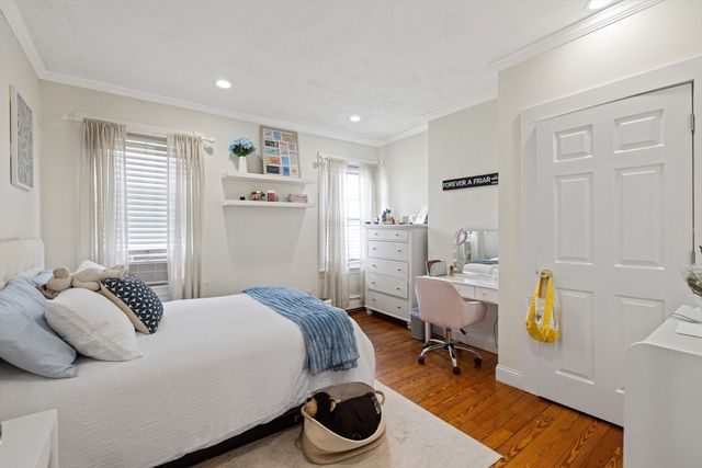 451 E 7th St, Boston, MA 02127