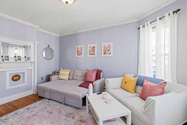 451 E 7th St, Boston, MA 02127