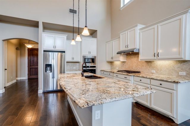 1516 Colorado Ruby Court, Arlington, TX 76005