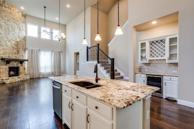 1516 Colorado Ruby Court, Arlington, TX 76005