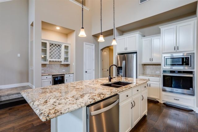 1516 Colorado Ruby Court, Arlington, TX 76005