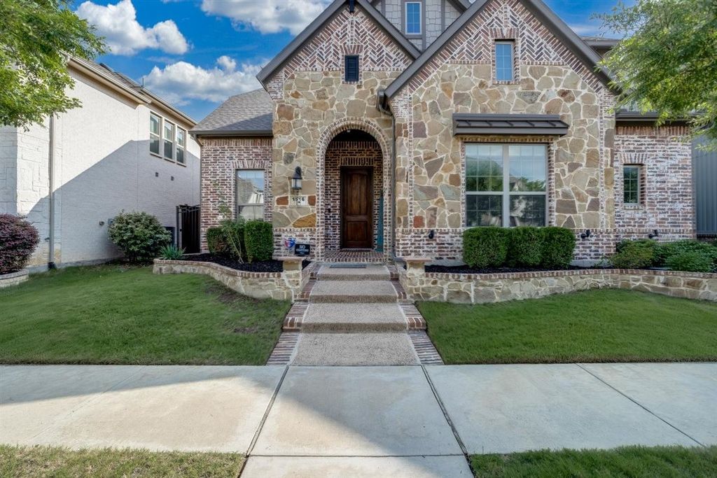 1516 Colorado Ruby Court, Arlington, TX 76005