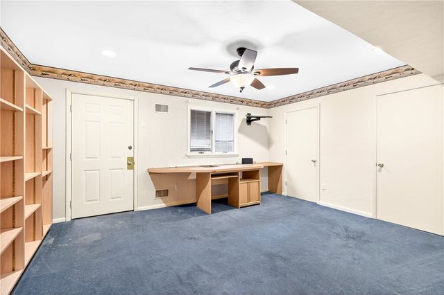 1443 Stoltz Rd, Bethel Park, PA 15102