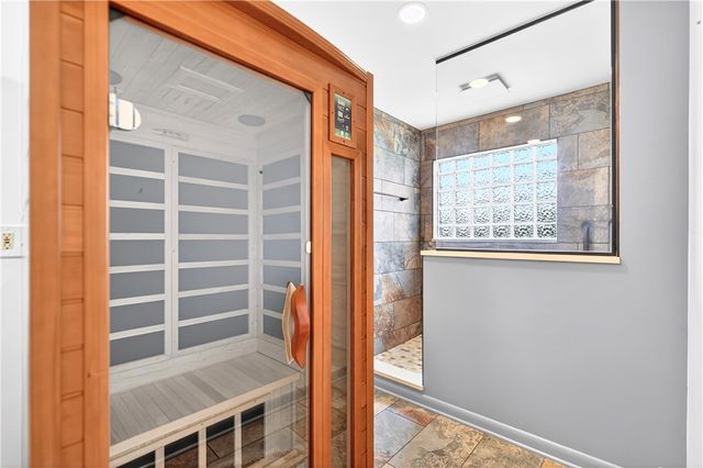 1443 Stoltz Rd, Bethel Park, PA 15102