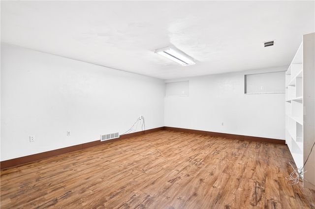 1443 Stoltz Rd, Bethel Park, PA 15102