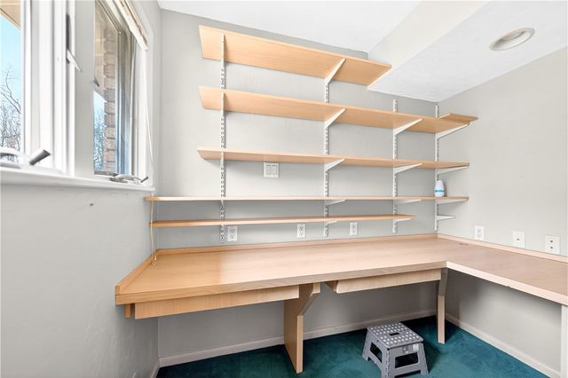 1443 Stoltz Rd, Bethel Park, PA 15102