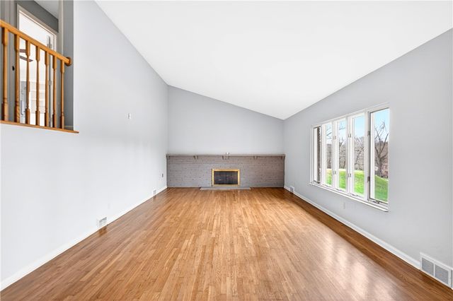 1443 Stoltz Rd, Bethel Park, PA 15102