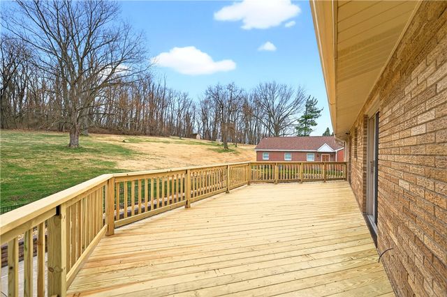 1443 Stoltz Rd, Bethel Park, PA 15102