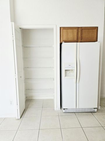 10589 NW 56th Pl, Coral Springs, FL 33076