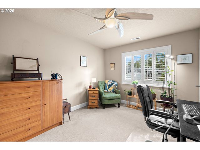 2288 SAINT MORITZ Loop, West Linn, OR 97068