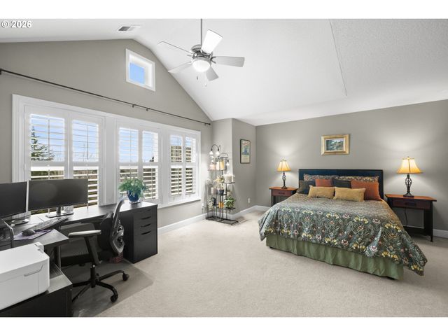 2288 SAINT MORITZ Loop, West Linn, OR 97068