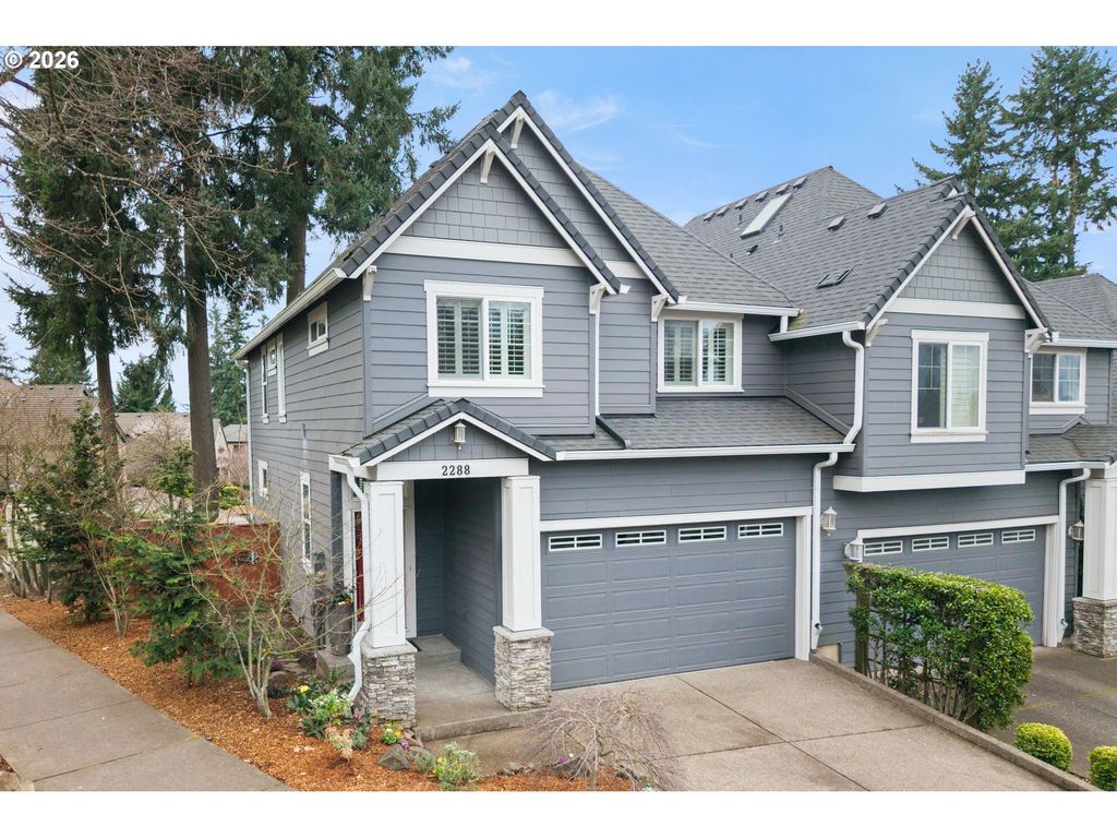2288 SAINT MORITZ Loop, West Linn, OR 97068