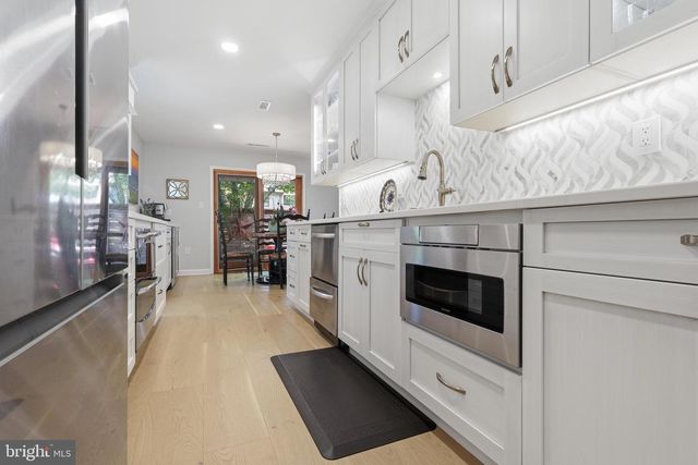 11615 HUNTERS GREEN CT, Reston, VA 20191