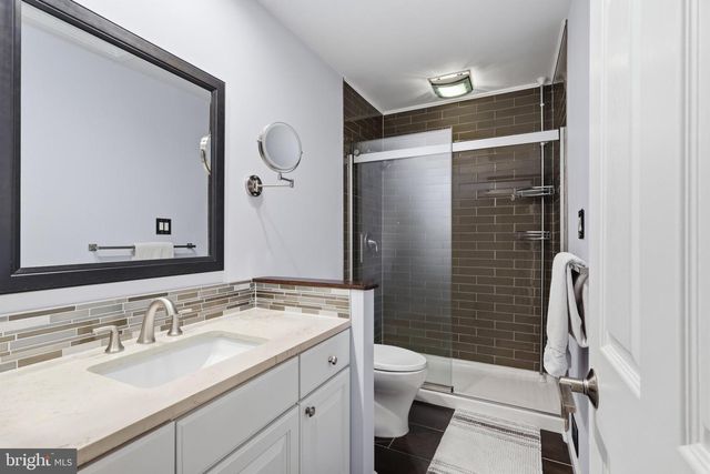 11615 HUNTERS GREEN CT, Reston, VA 20191