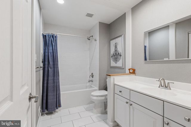 11615 HUNTERS GREEN CT, Reston, VA 20191
