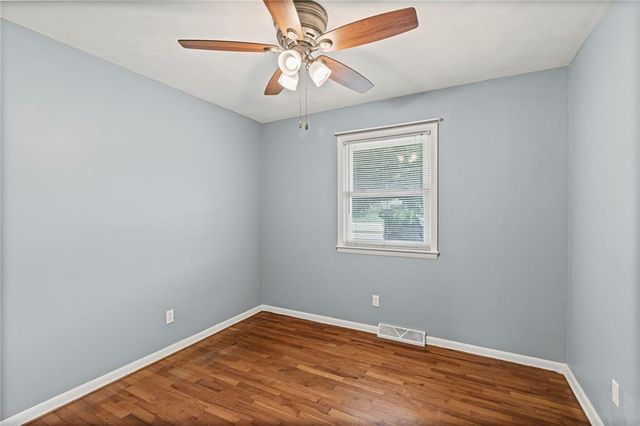 207 Kristine Avenue, Clinton, MO 64735