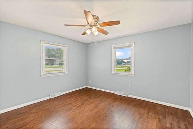 207 Kristine Avenue, Clinton, MO 64735