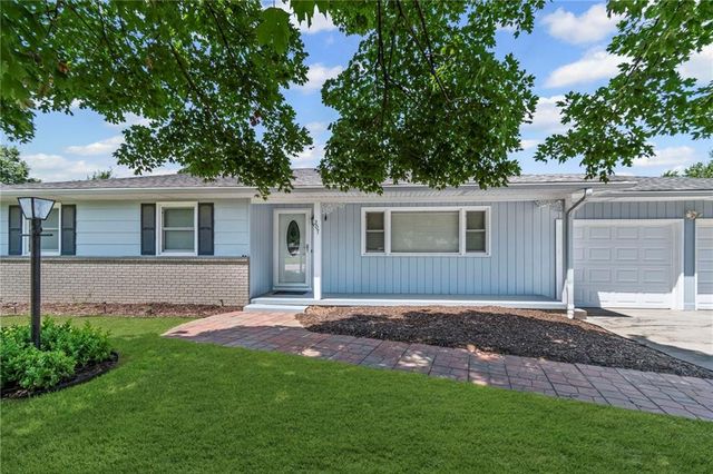 207 Kristine Avenue, Clinton, MO 64735