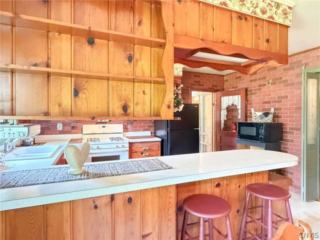 8325 Fish Hatchery Road, Rome, NY 13440