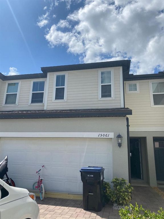 Image 9 of property listing at 15061 WILLOW ARBOR CIRCLE, Orlando, FL 32824