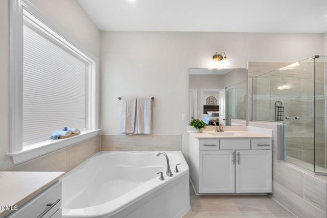 613 Pointe Grove Ln. Lane, Apex, NC 27523