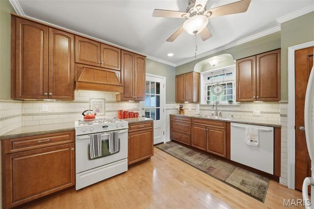 7723 Cornell Avenue, University City, MO 63130