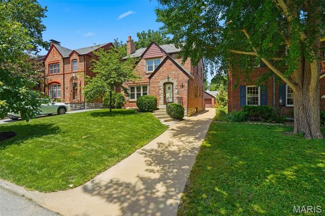 7723 Cornell Avenue, University City, MO 63130