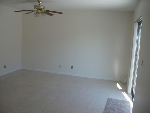 8028 SW 17th Place 4-5, Davie, FL 33324