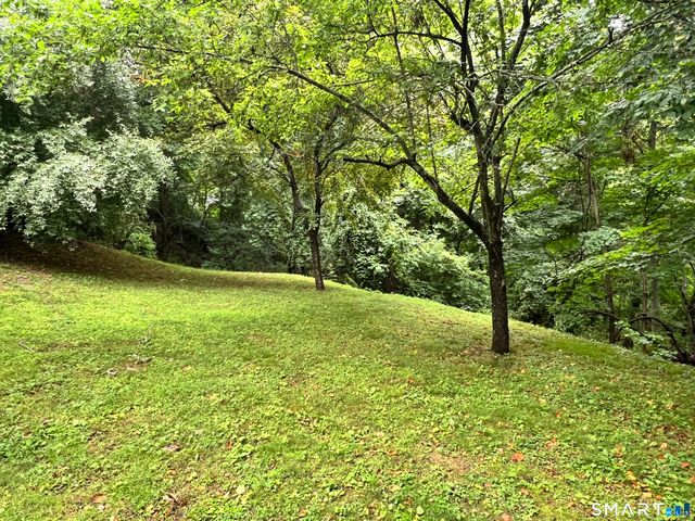 26 Hulda Hill Road, Wilton, CT 06897