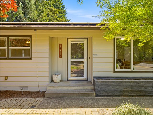 20310 Sw BOONES FERRY Rd, Tualatin, OR 97062