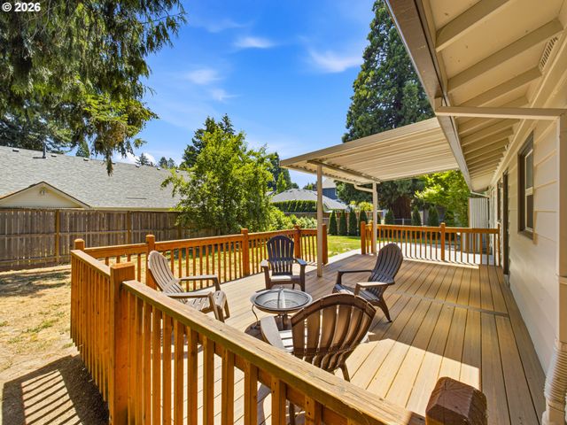 20310 Sw BOONES FERRY Rd, Tualatin, OR 97062