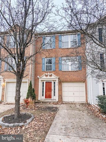 4704 TURNBERRY DR, Fredericksburg, VA 22408