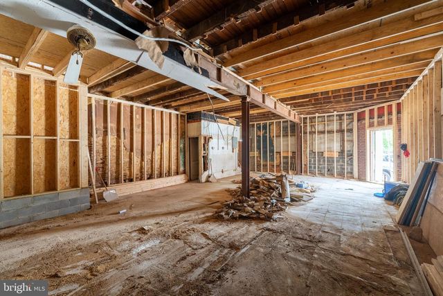 400-402 PITMAN PL, Baltimore, MD 21202