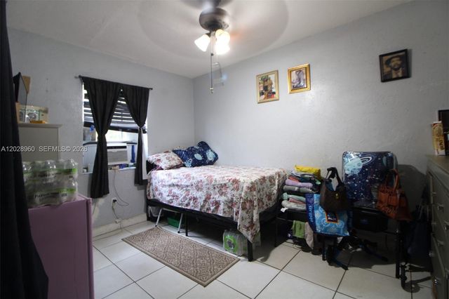 1741 NW 92nd St, Miami, FL 33147