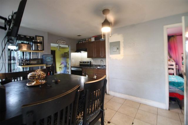 1741 NW 92nd St, Miami, FL 33147