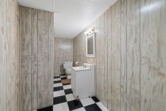 15601 Orchard Ridge Drive, Clinton Township, MI 48038