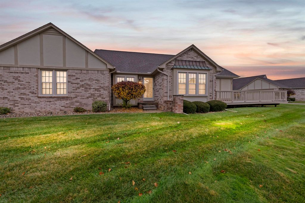 15601 Orchard Ridge Drive, Clinton Township, MI 48038