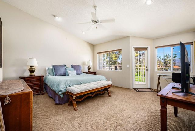 372 Muirfield Drive, Palm Desert, CA 92211