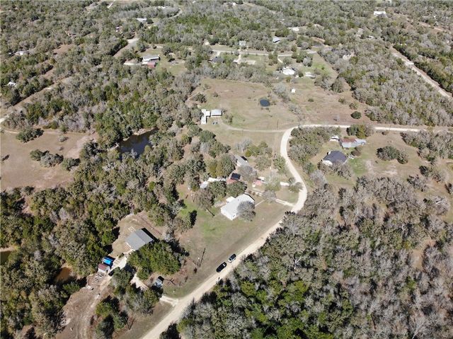 2200 Lake Ridge, Caldwell, TX 77836