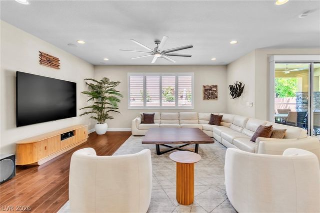 5851 Glory Heights Drive, Las Vegas, NV 89135