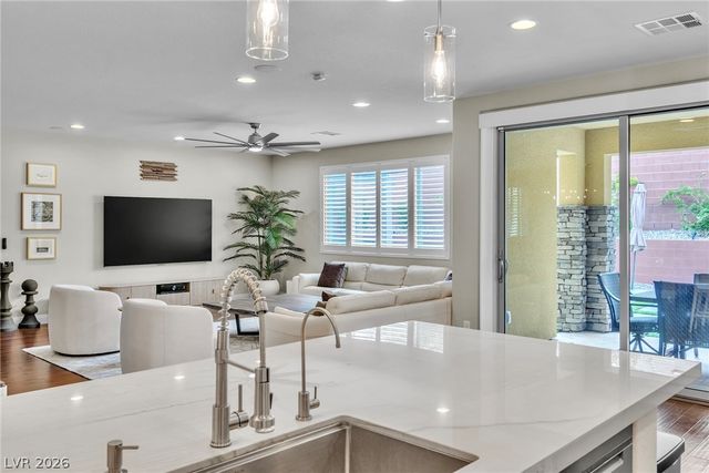5851 Glory Heights Drive, Las Vegas, NV 89135