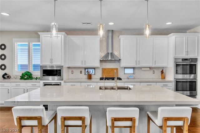 5851 Glory Heights Drive, Las Vegas, NV 89135