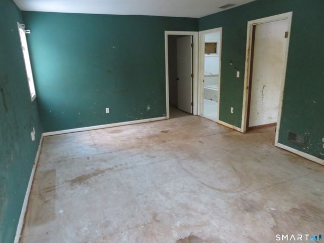 45 Toll Gate Road, Glastonbury, CT 06073